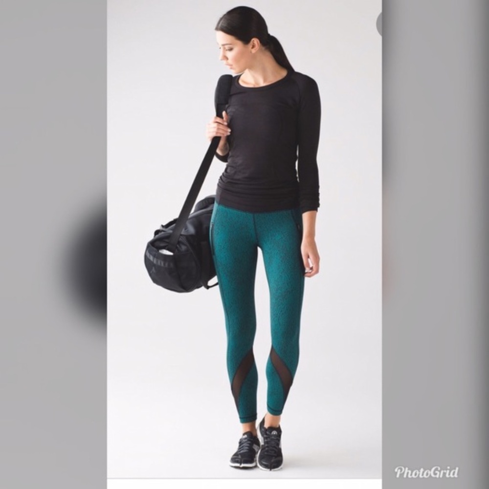 Lululemon Inspire Tight Green Spray Leggings - Picture 3 of 7